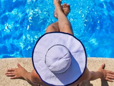 Roupa de banho  - biquíni e roupa de banho completa