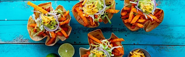 Booking.com revela os destinos por trás de comidas famosas ao redor do mundo